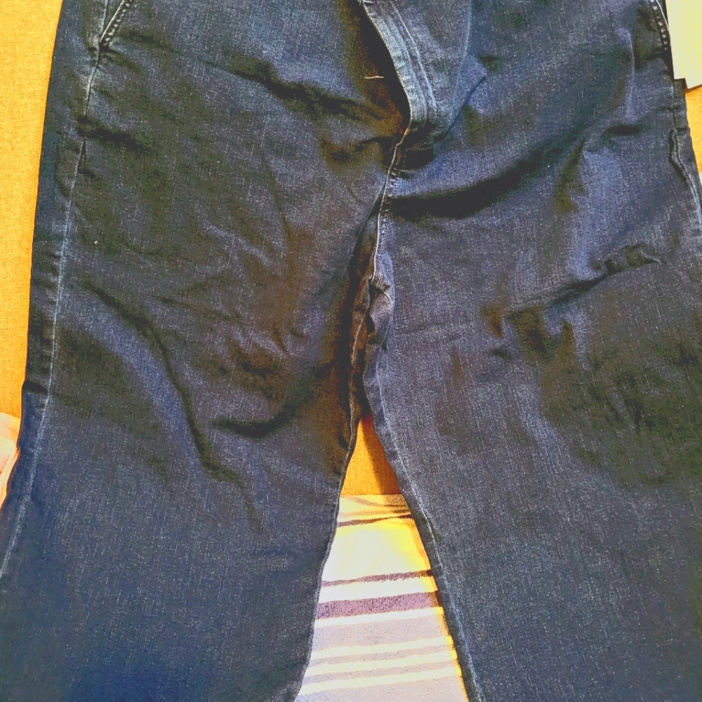 Wide leg crop jeans
